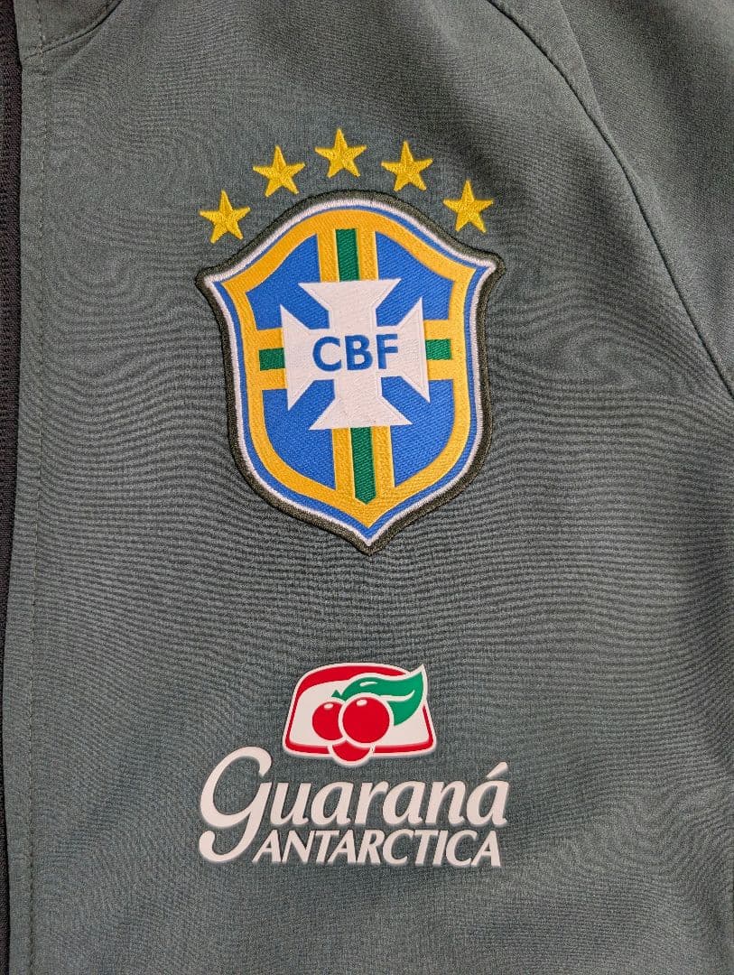 ブラジル代表　トレーニングウェア　上下　フルスポンサー レア