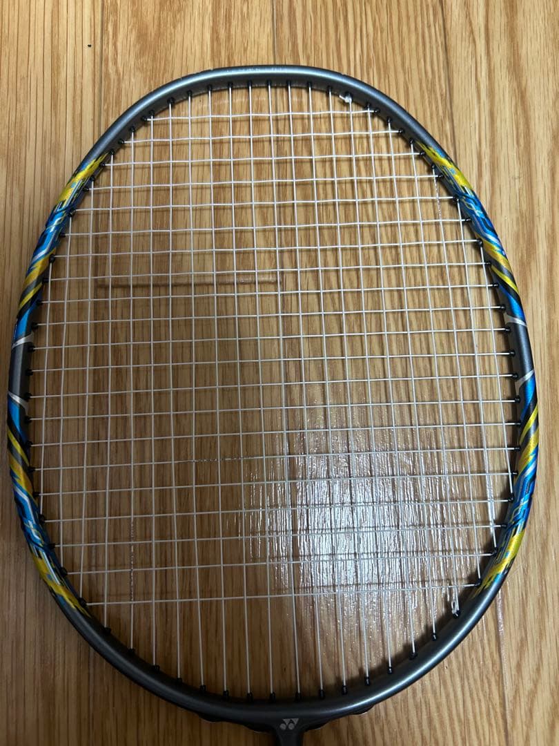 は*な様 YONEX アークセーバー3 バドミントンラケット