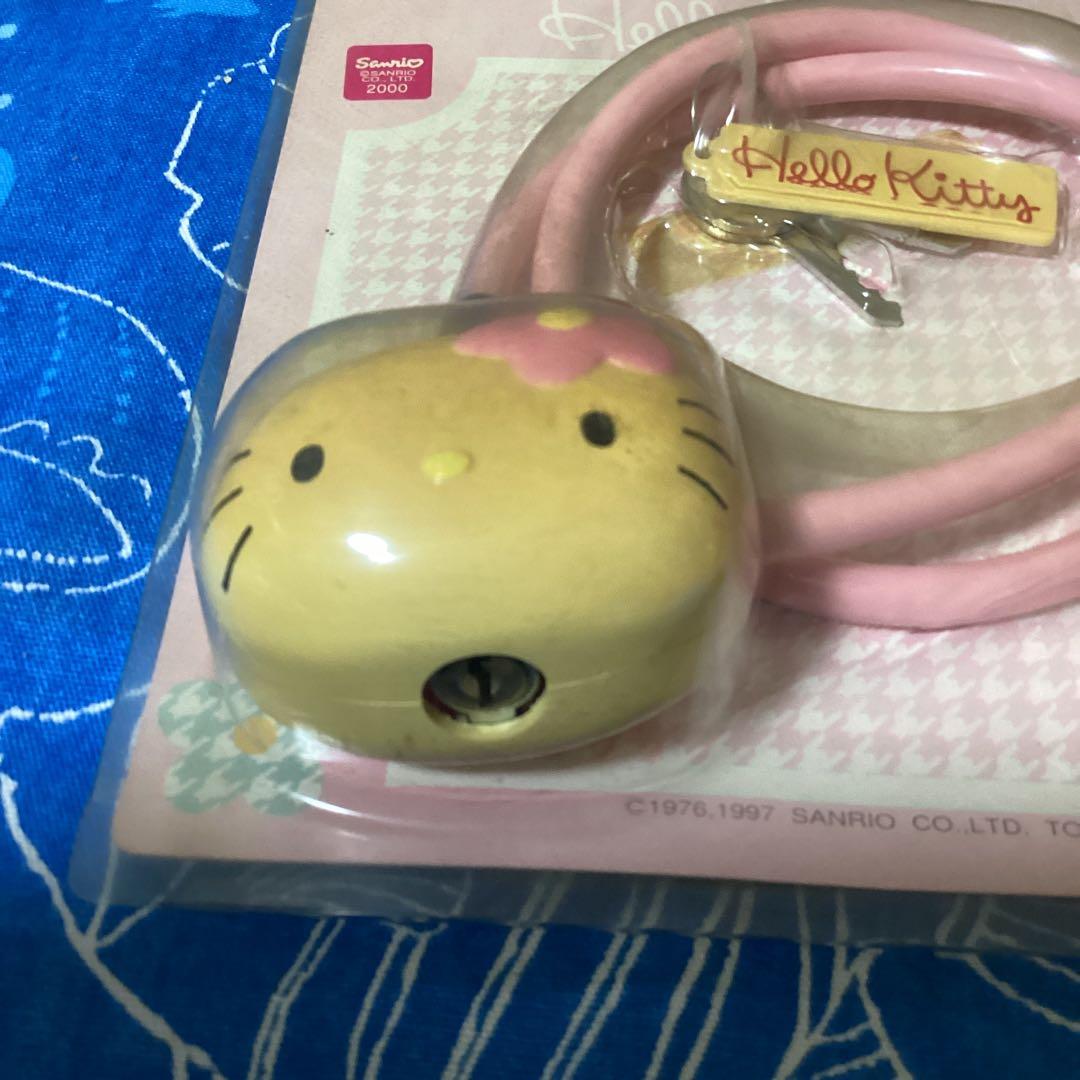 3774ハローキティマスコットロック