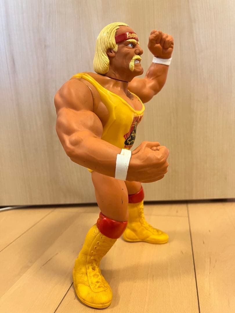ハルクホーガン トーキングフィギュア WWF WWE プロレス　ハズブロ