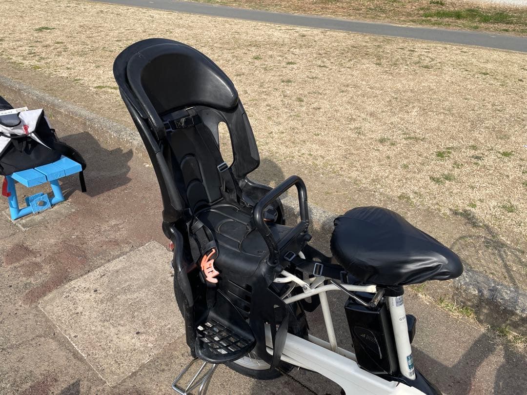 電動アシスト自転車 チャイルドシート付き ホワイト　ギュットMINI DX