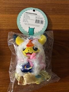 韓国限定 ピカチュウ　韓服ぬいぐるみ　ポケモン