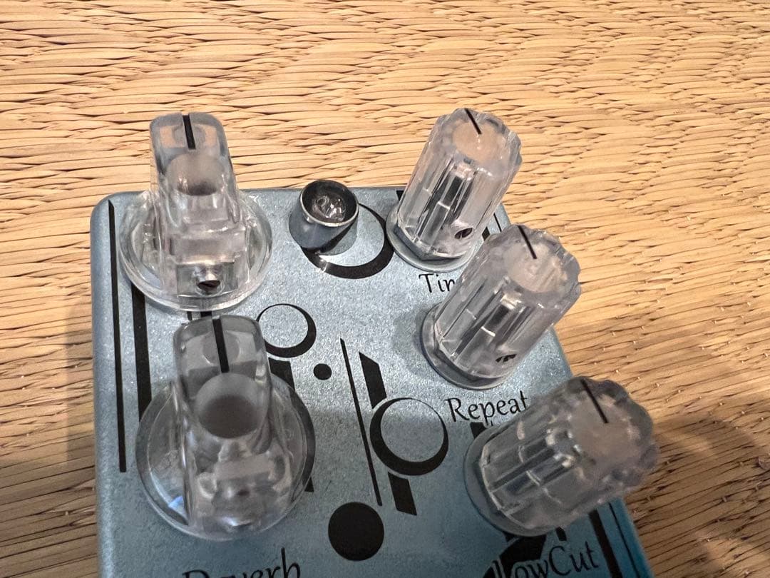 Vivie ( ビビー )DolphinDeverbギターエフェクター