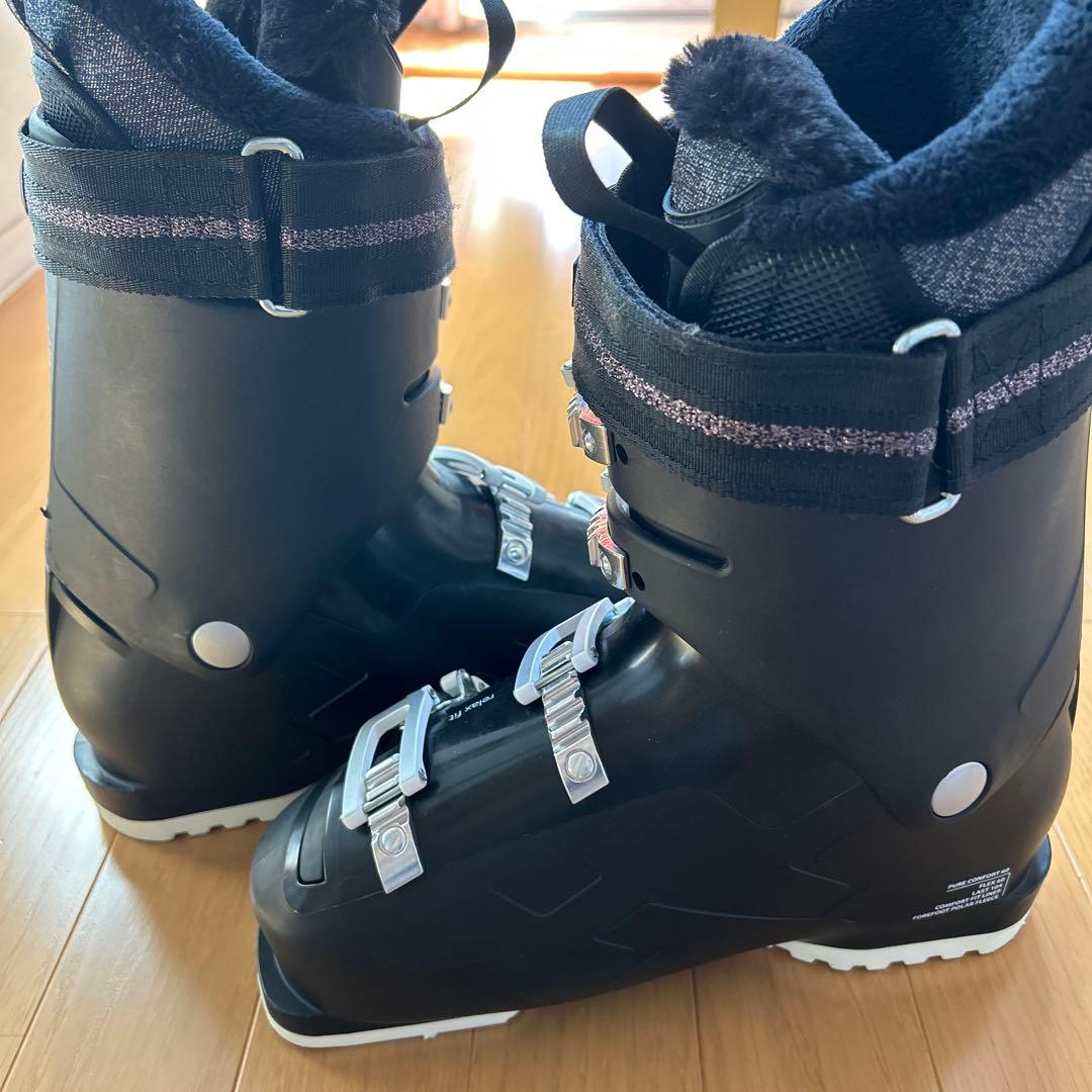 新品同様　ROSSIGNOL 女性用スキーブーツ スキー靴ブラック23-25cm