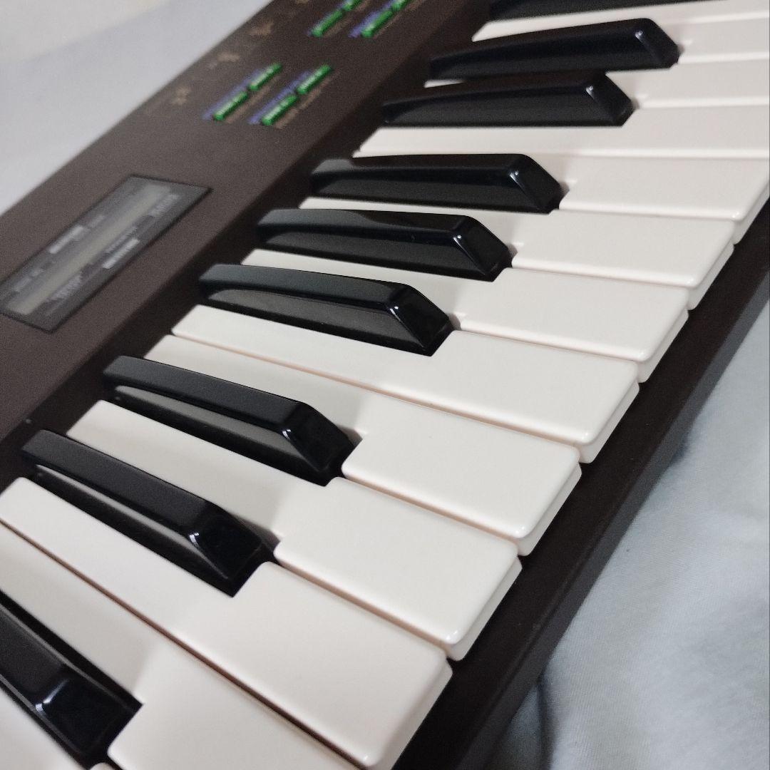 「 DX27 」YAMAHA・FM音源搭載デジタルシンセサイザー