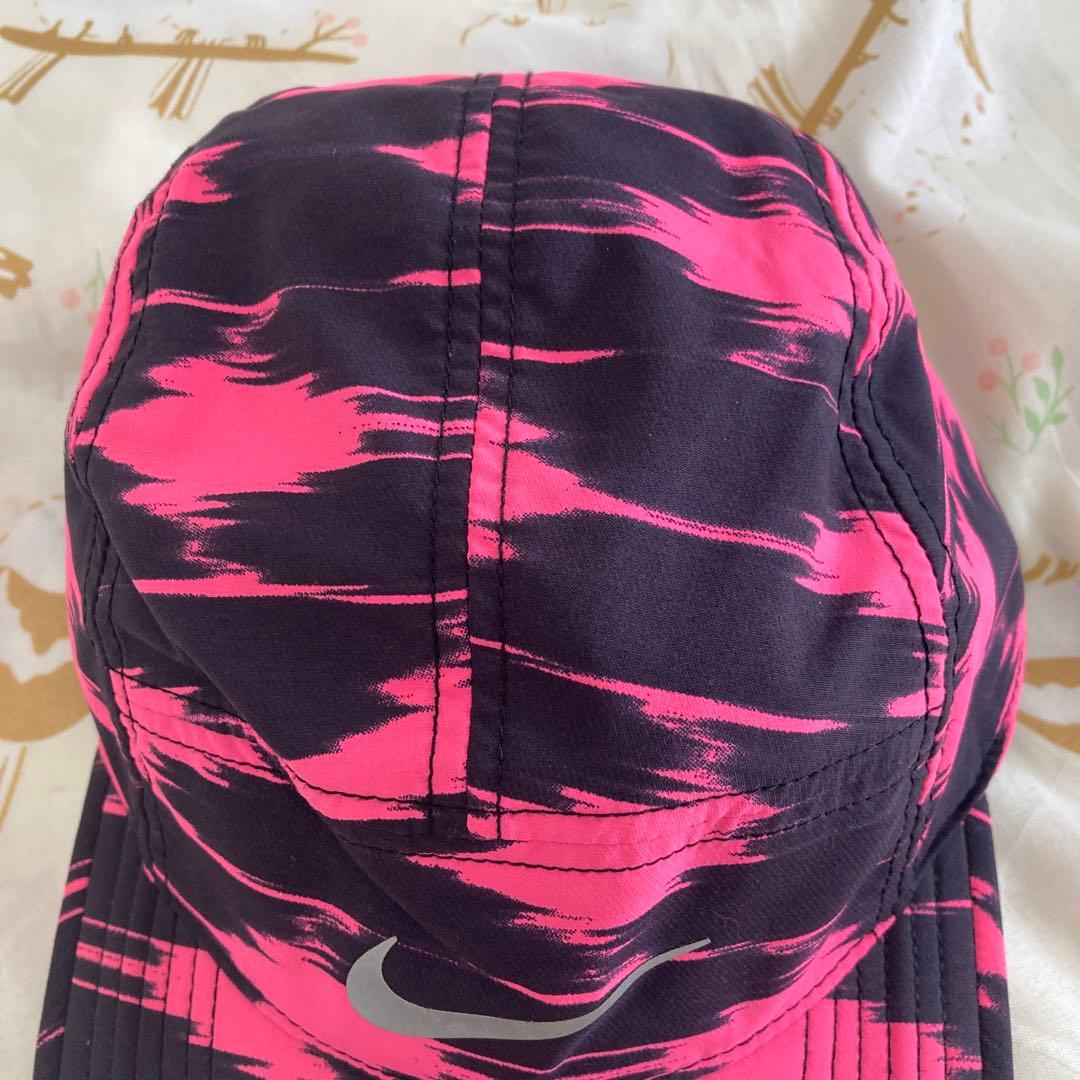 人気 Nike AW84 DRI-FIT キャップ ピンク ✕ ブラック