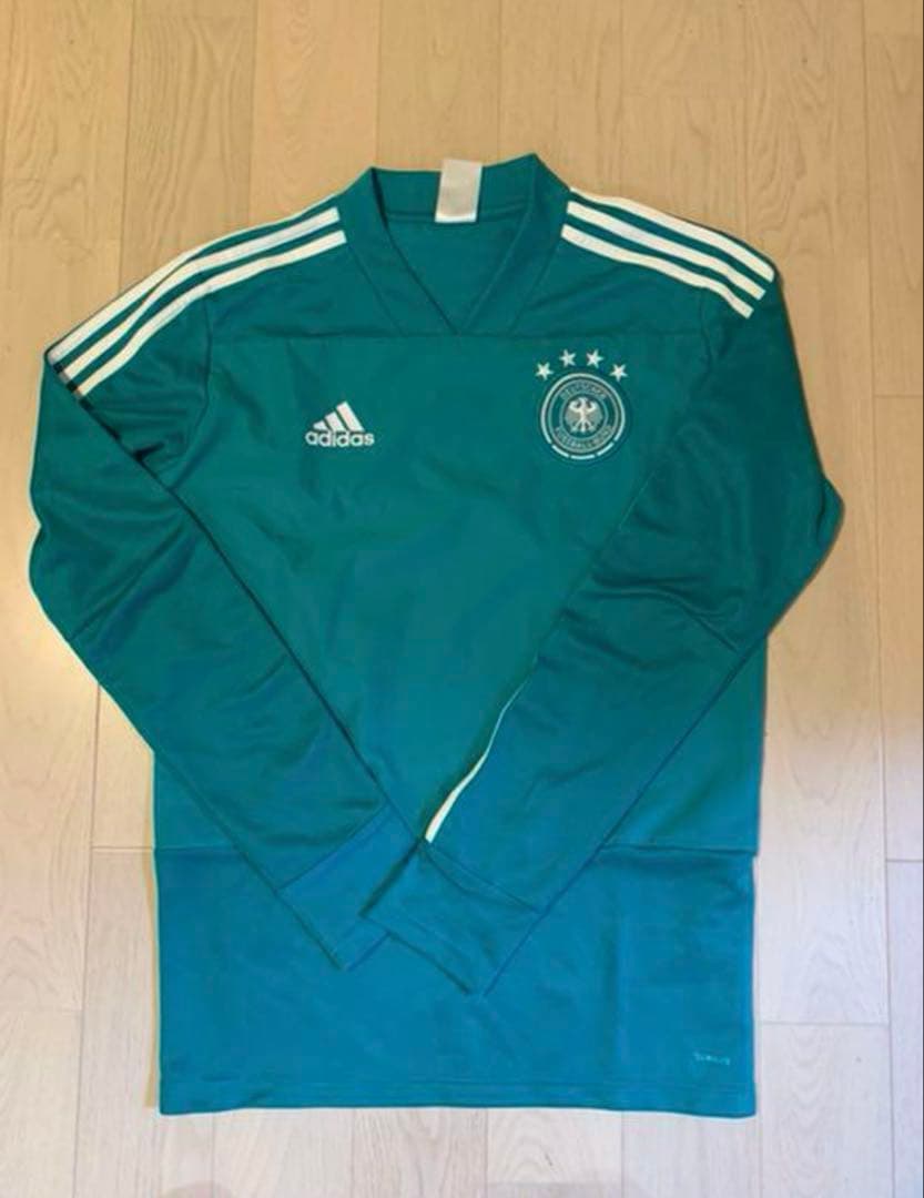 Adidas ドイツ代表　M トレーニングトップ