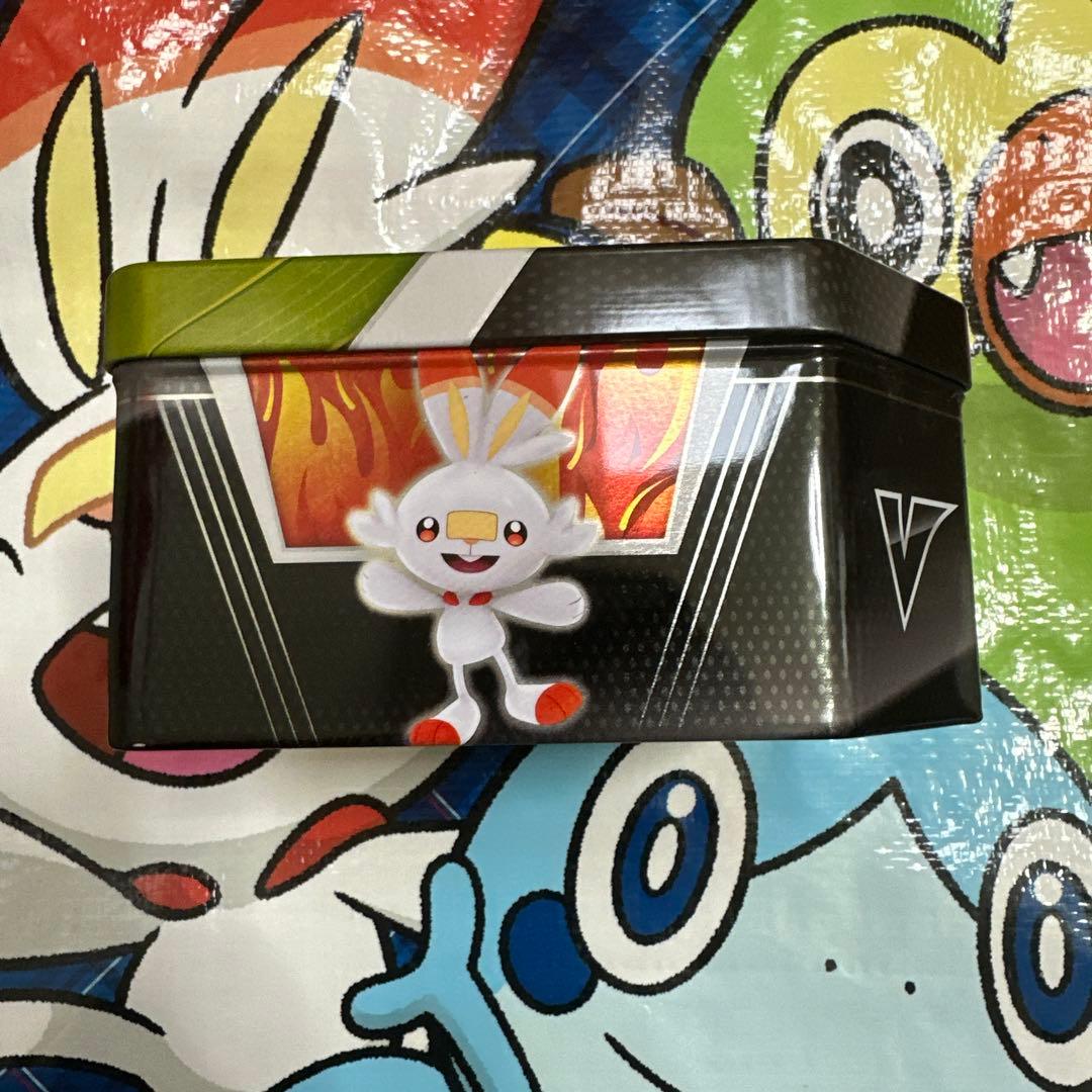 ポケモン　海外　缶ケース① サルノリ　ヒバニー　メッソン