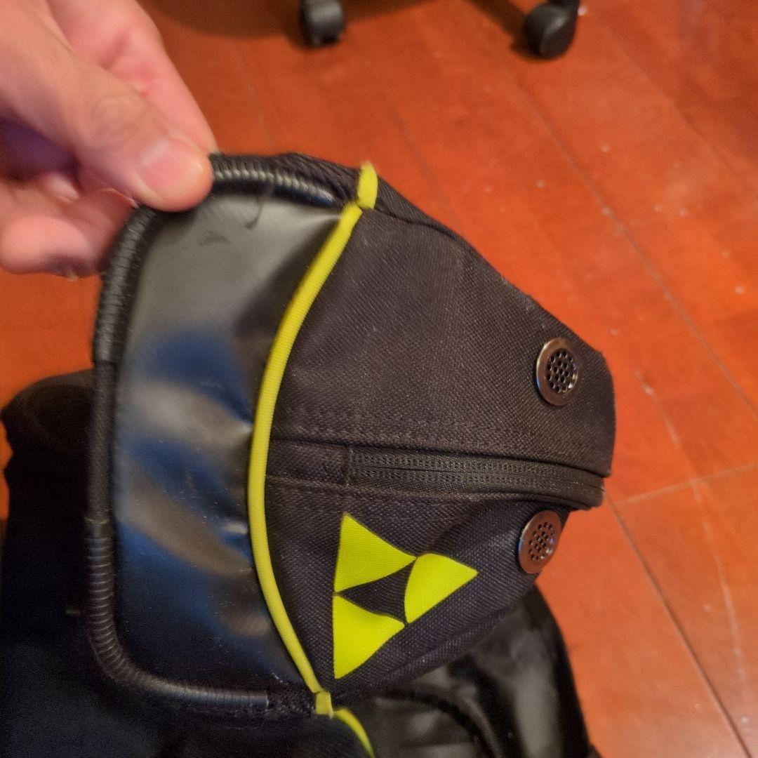FISCHERスキーバッグ 　多分ほぼ使用してないです。