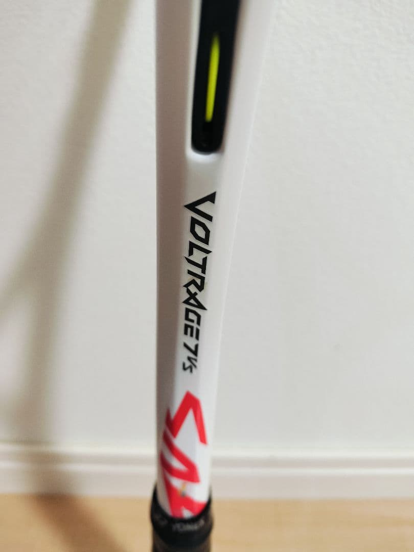 YONEX　ボルトレイジ7VS UXL0