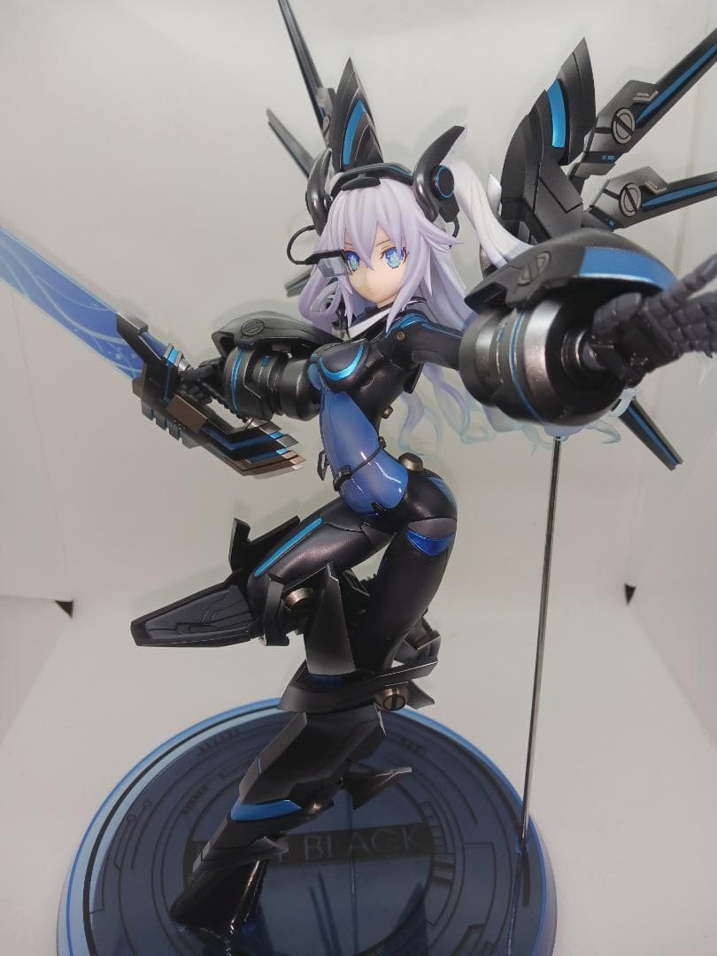 新次元ゲイム ネプテューヌVII ネクストブラック 1/7 フィギュア