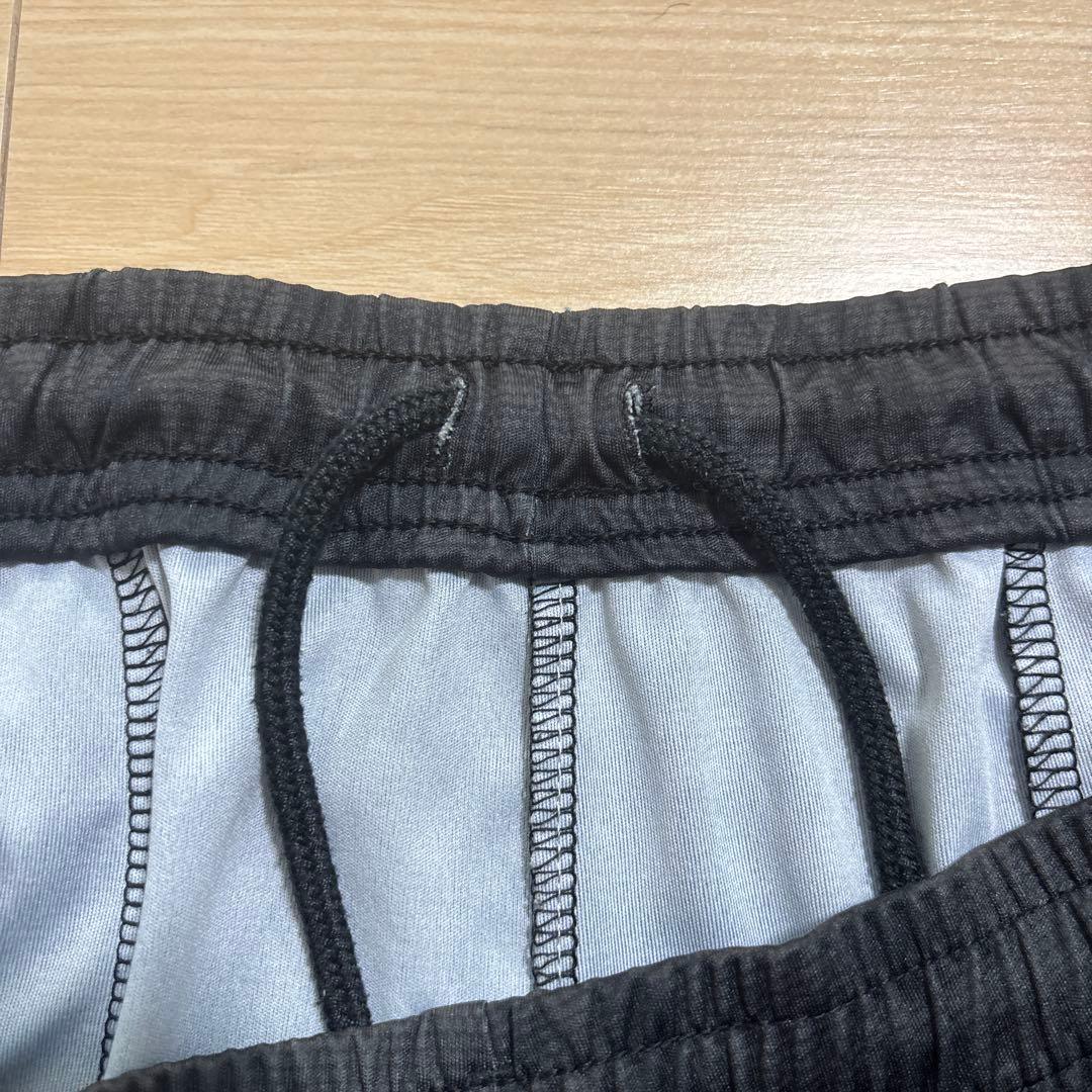 YONEX ボタニカル 黒ハーフパンツ