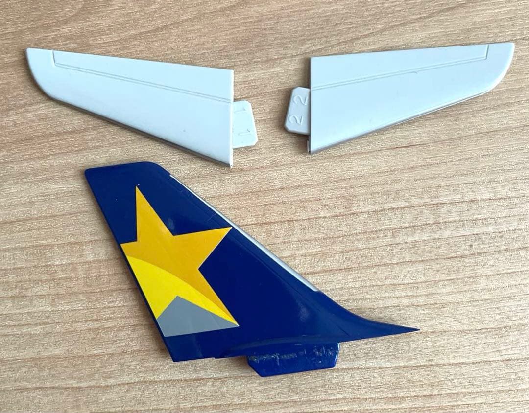 美品　レア　スカイマーク　AIRBUS A330-300 モデルプレーン