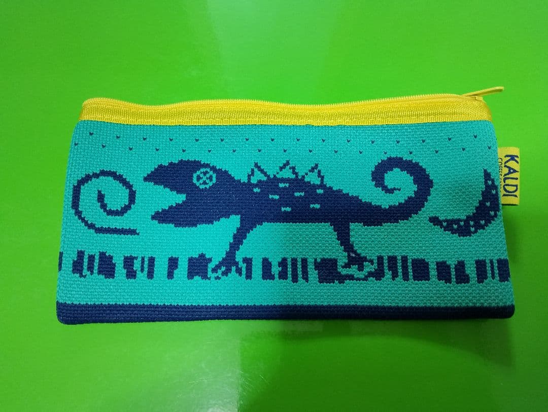 KALDI トカゲペンケース