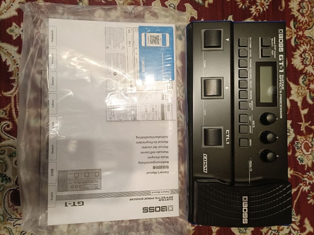 BOSS GT-1 Guitar Effects Processor+教科書