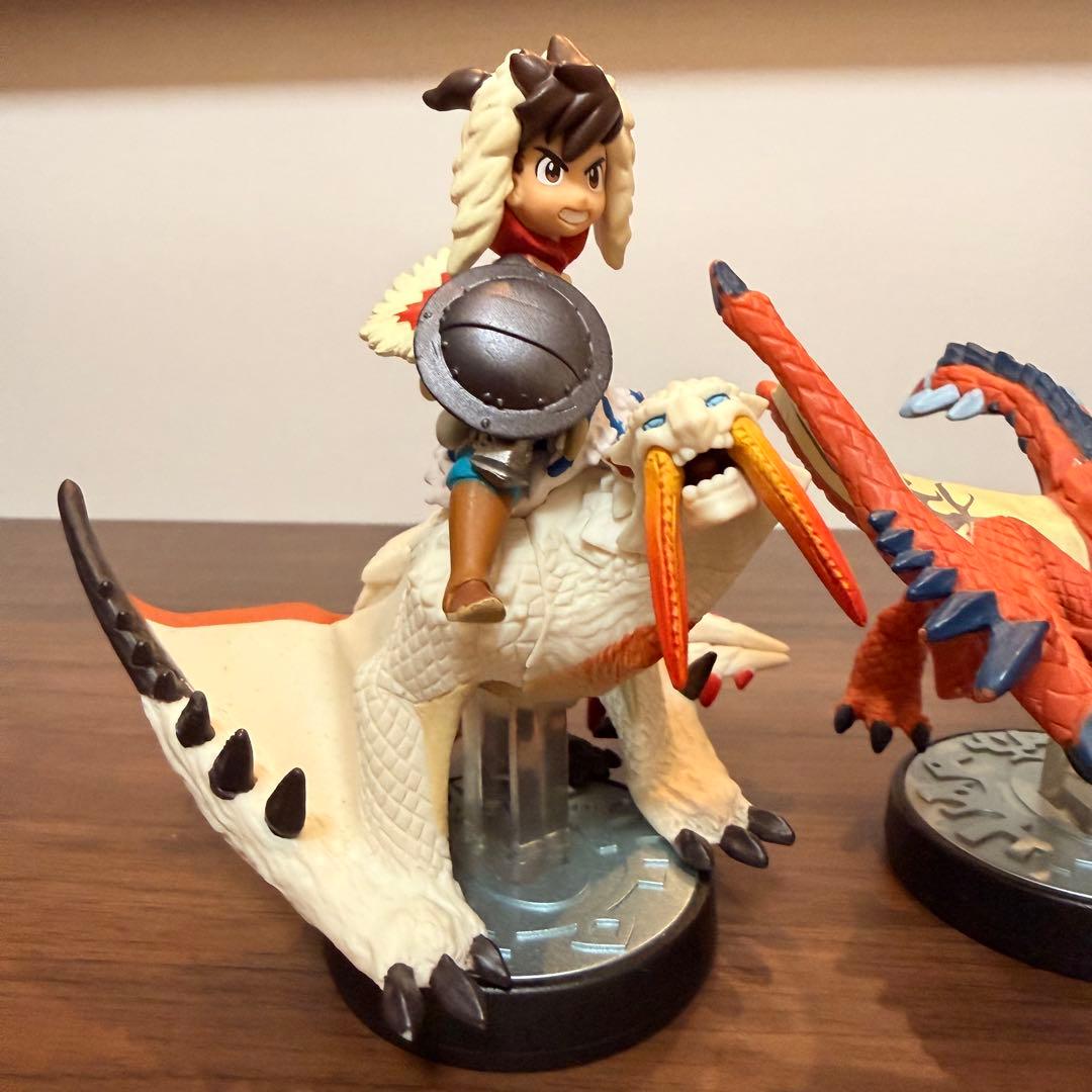 動作確認済み　モンスターハンターストーリーズ　amiiboセット　フィギュア