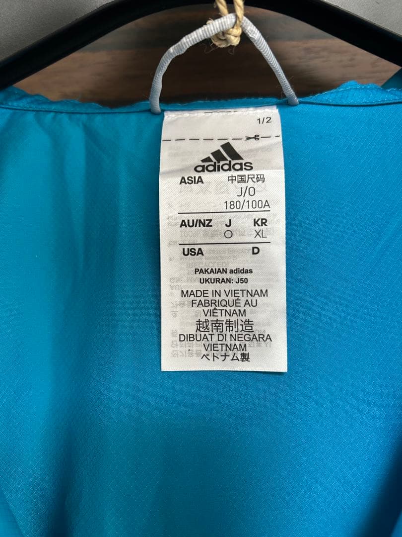 【タグ付】アディダス ウインドブレーカージャケット フード付き adidas