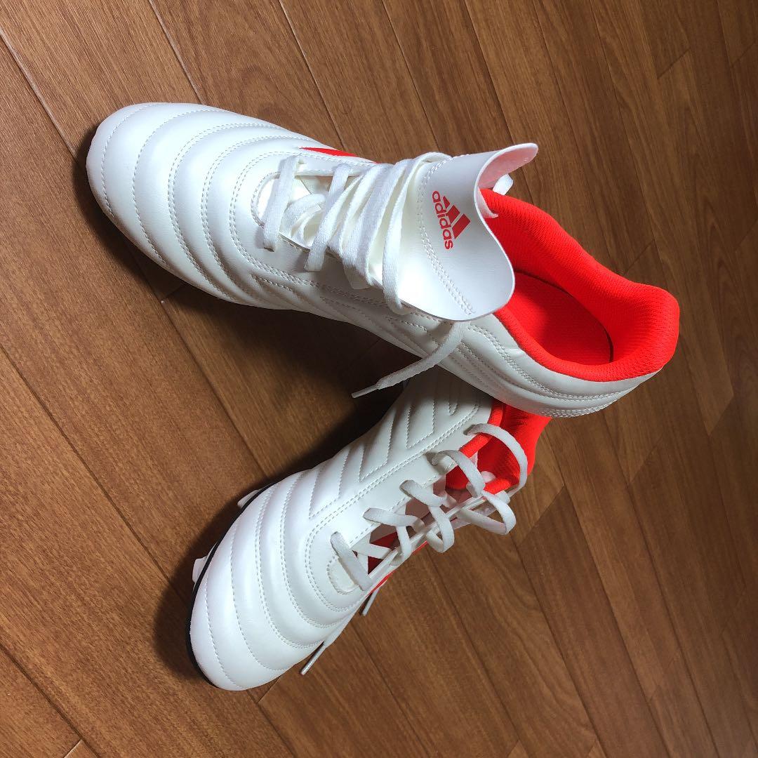 アディダス　サッカースパイク