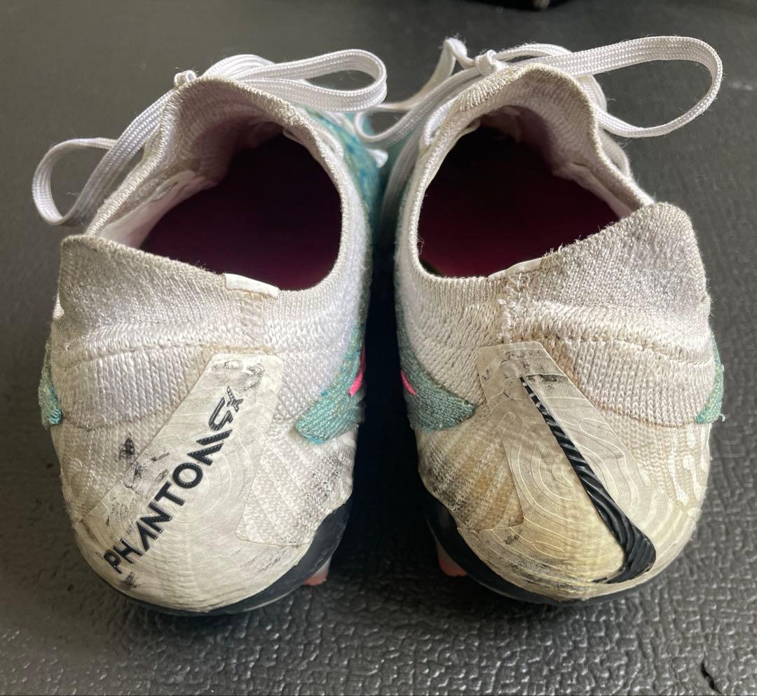 専用 NIKE ファントム GX ELITE FG PRO (天然芝用)