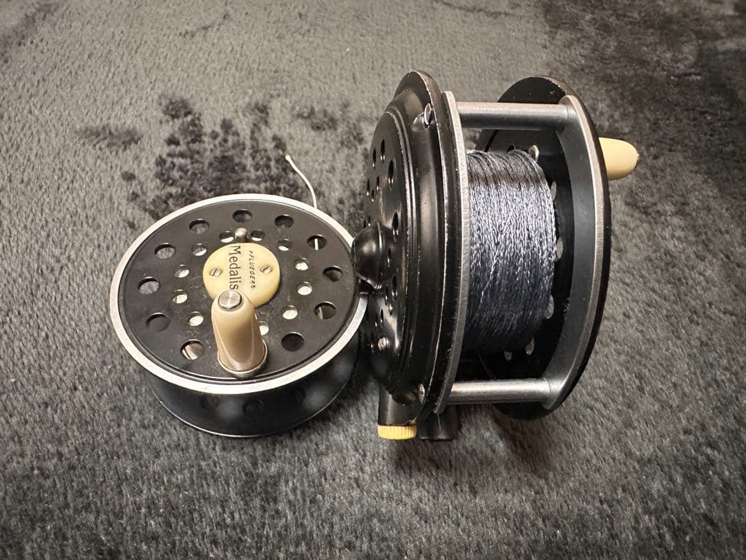 フライリール　フルーガーメダリスト(Pflueger Medalist )