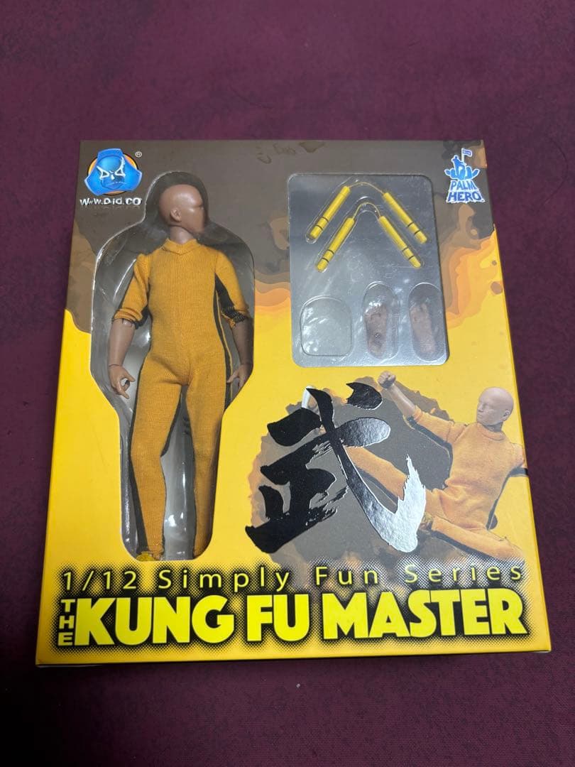 【美品】即発送！ ブルース・リー風　1/12フィギュア3点セット