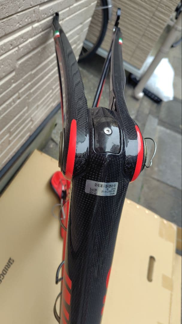 【値下げ】CIPOLLINI BOND カーボンロードバイクフレーム