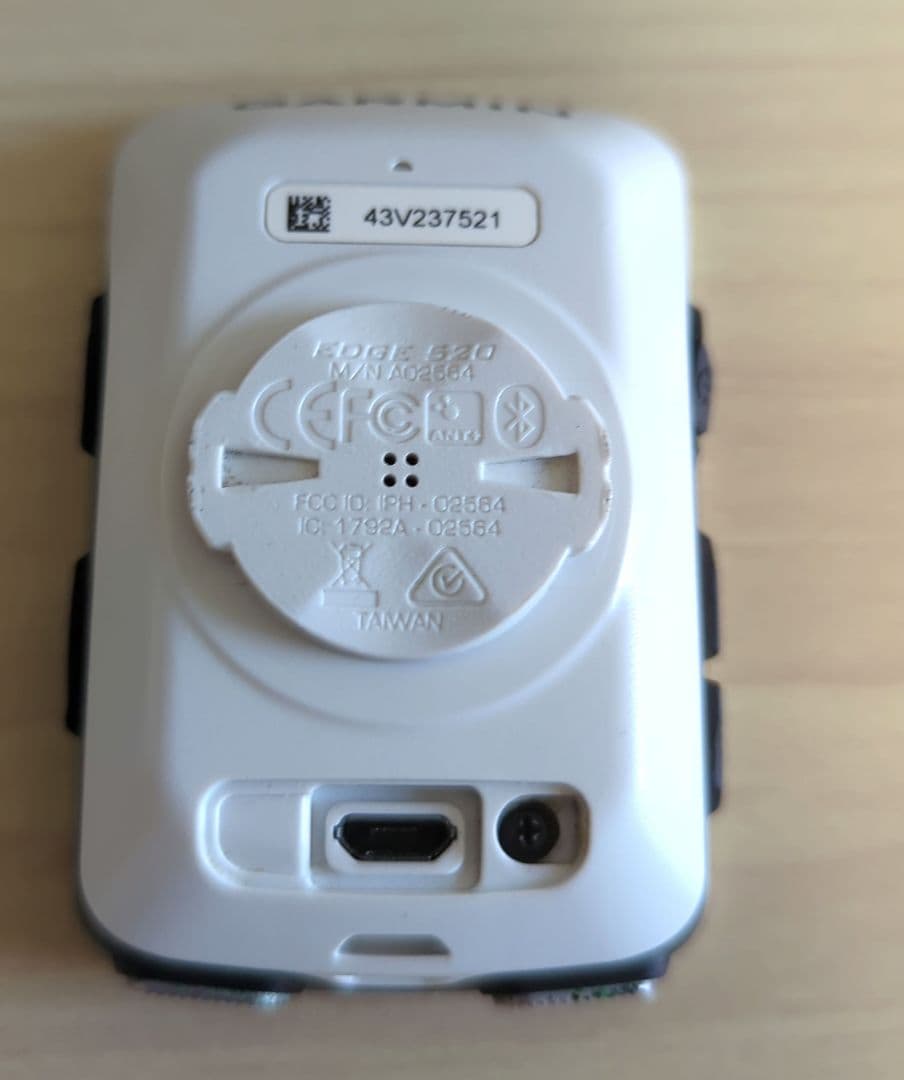 Garmin EDGE 520J【本体＋付属品＋箱】