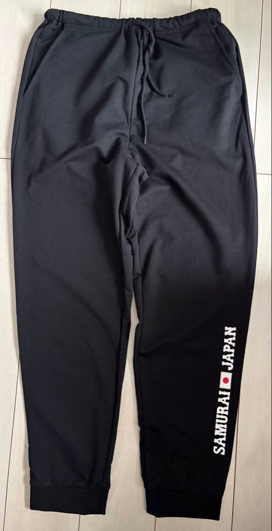 新品　 Mサイズ　WBC 2026 侍ジャパン　上下セット　黒