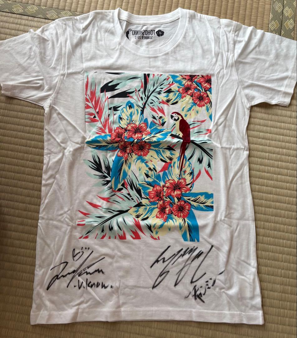 東方神起　直筆サイン入り anation 2012 Tシャツ