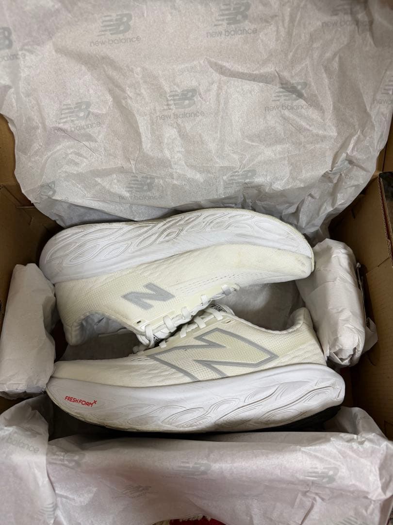 New Balance X 1080 v14 ホワイト 25cm