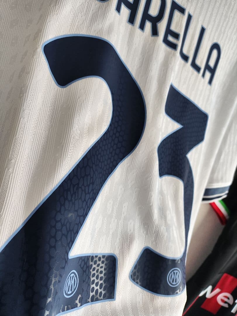 インテル・ミラノ アウェー 24-25 BARELLA 23