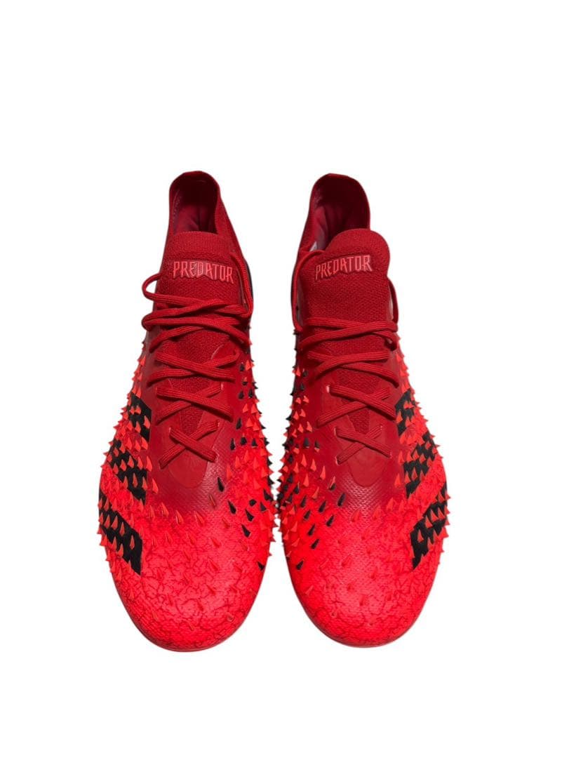 adidas Predator レッド サッカーシューズ