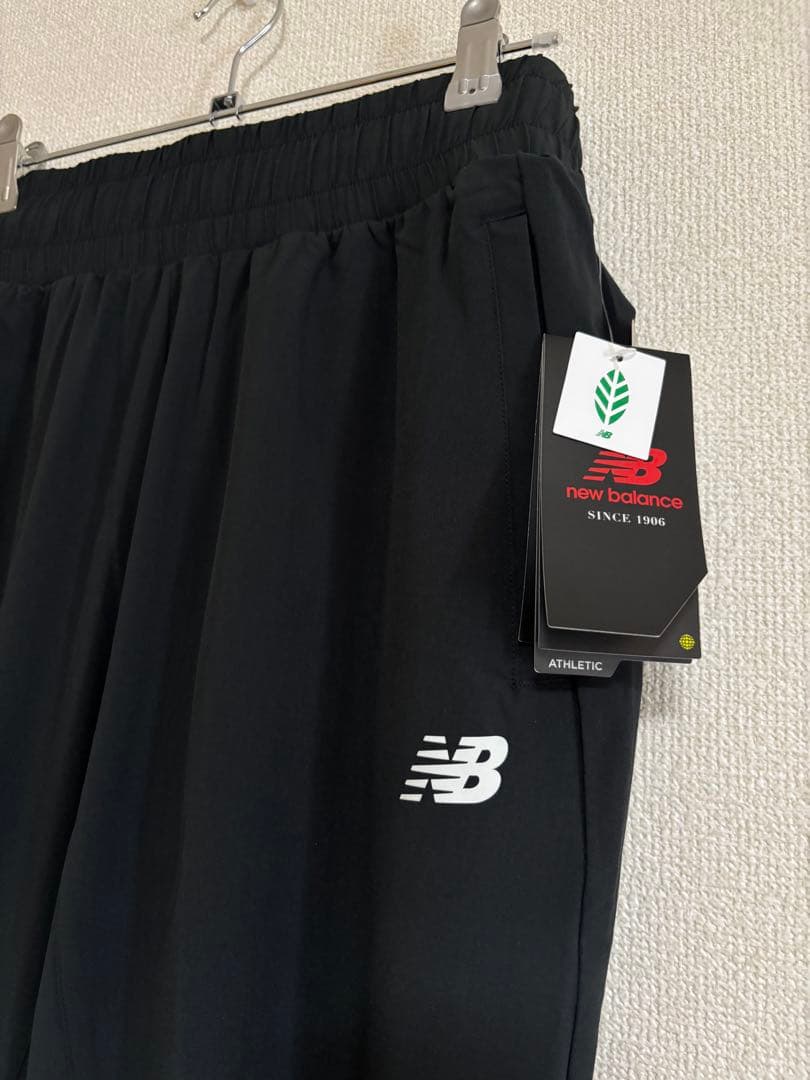 new balance ウーブンパンツ　ジャージ　ドライ