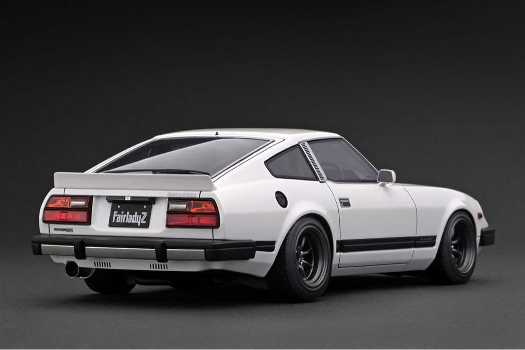1/18 イグニッションモデル S130 Fairlady Z フェアレディ