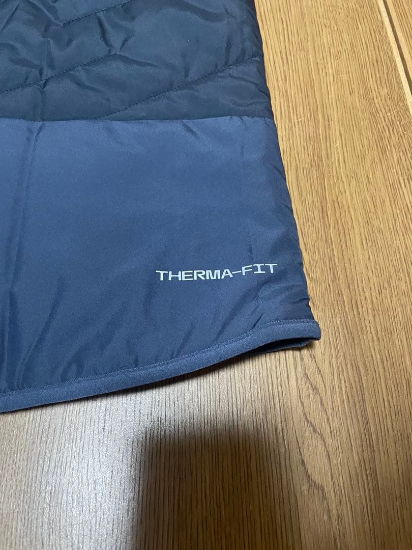 新品 ナイキ サーマフィット レペル シンセティックフィル ランニングベスト L