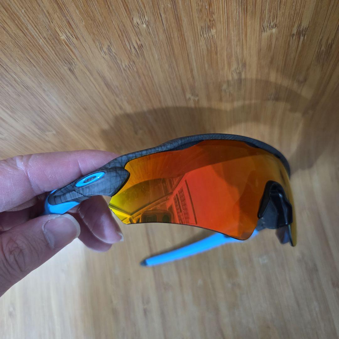 Oakley スポーツサングラス RADER EV　ケース付き