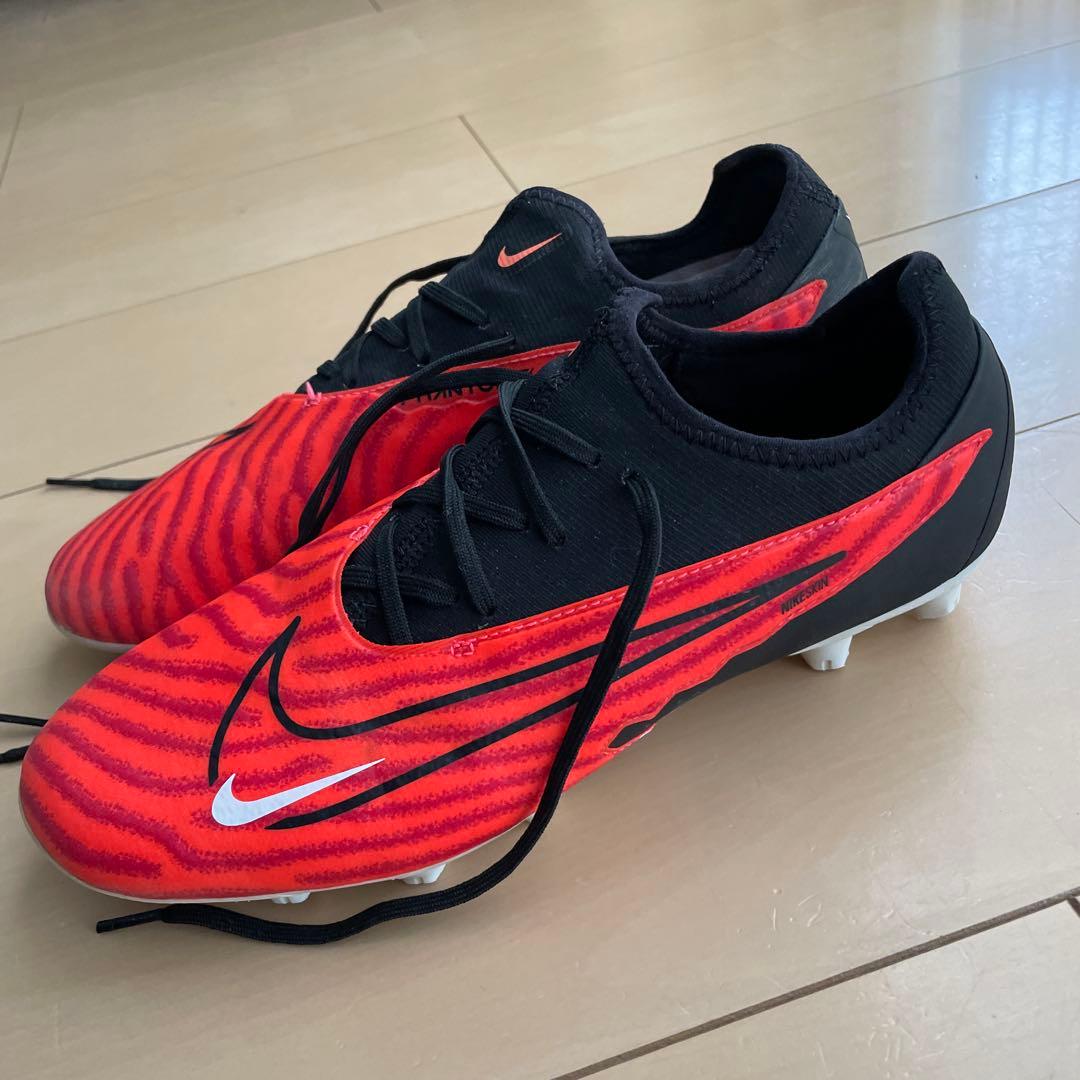 NIKE サッカー　スパイク　赤