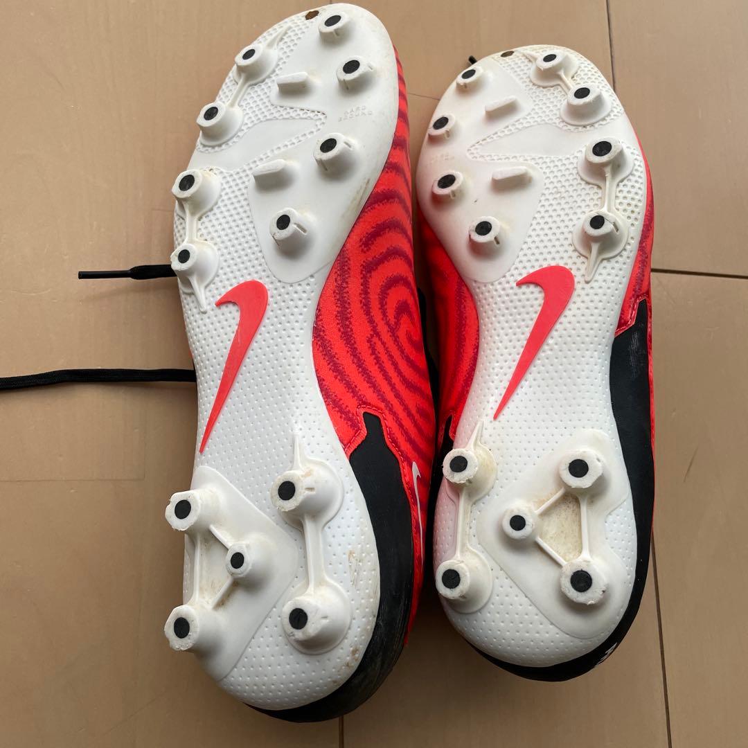 NIKE サッカー　スパイク　赤