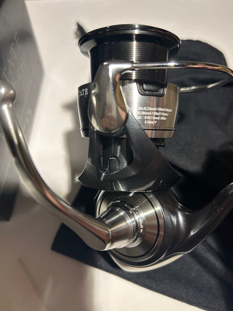 ダイワ 24セルテート LT3000-CH スピニングリール 超美品
