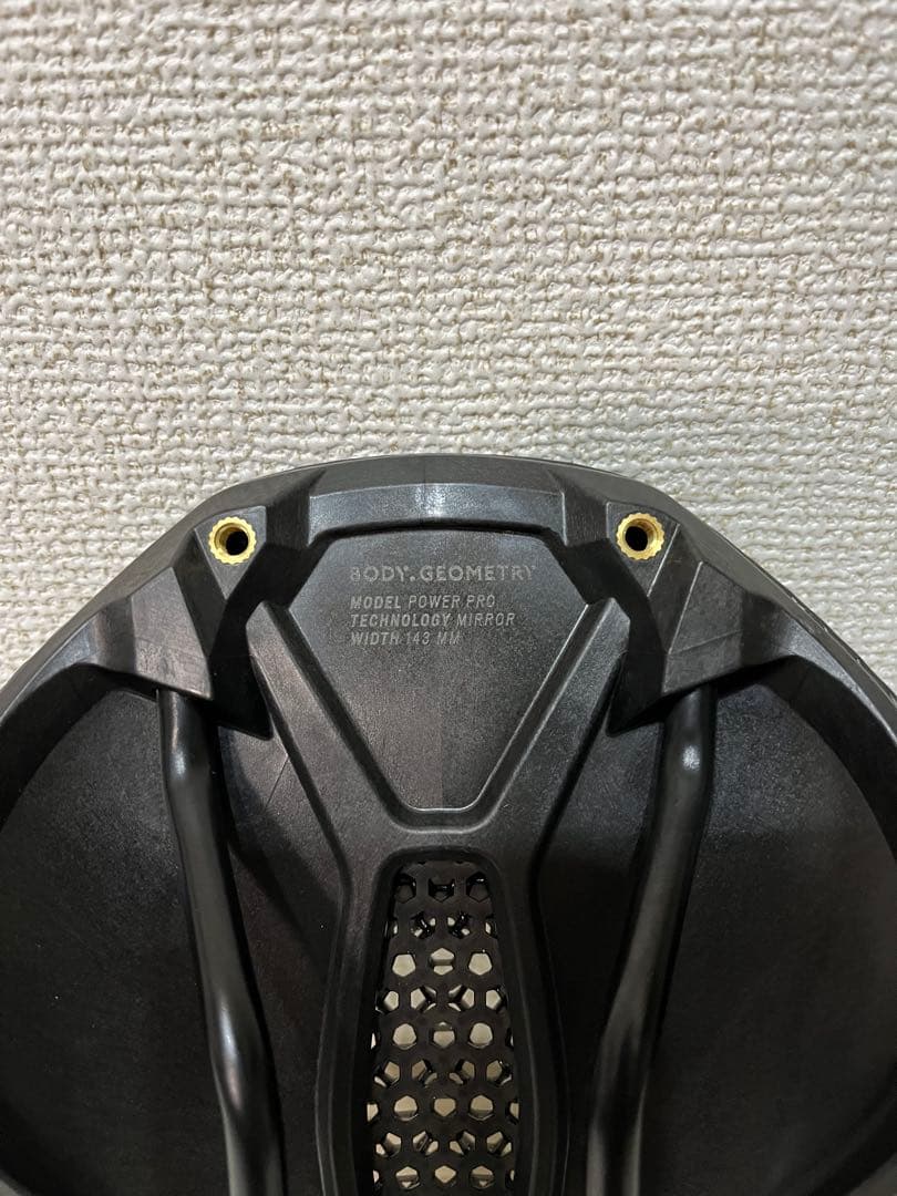【完成車外し】Specialized Power Pro サドル 143mm