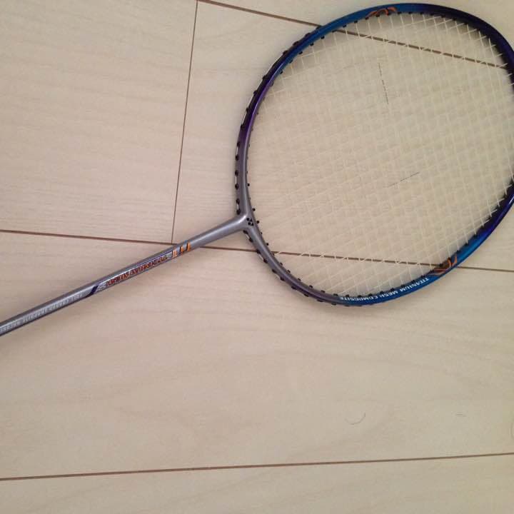TI1 TITANLUM MESH ヨネックスバドミントンラケット