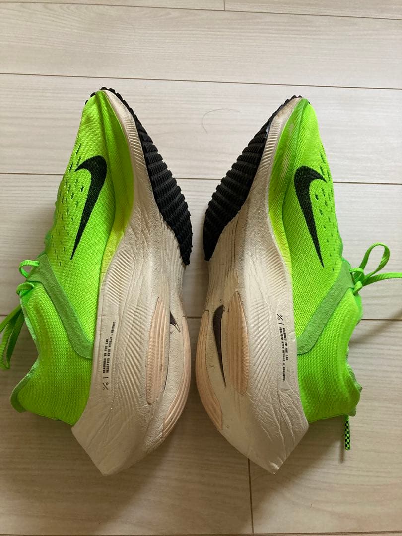 NIKE ヴェイパーフライ　ネクスト%