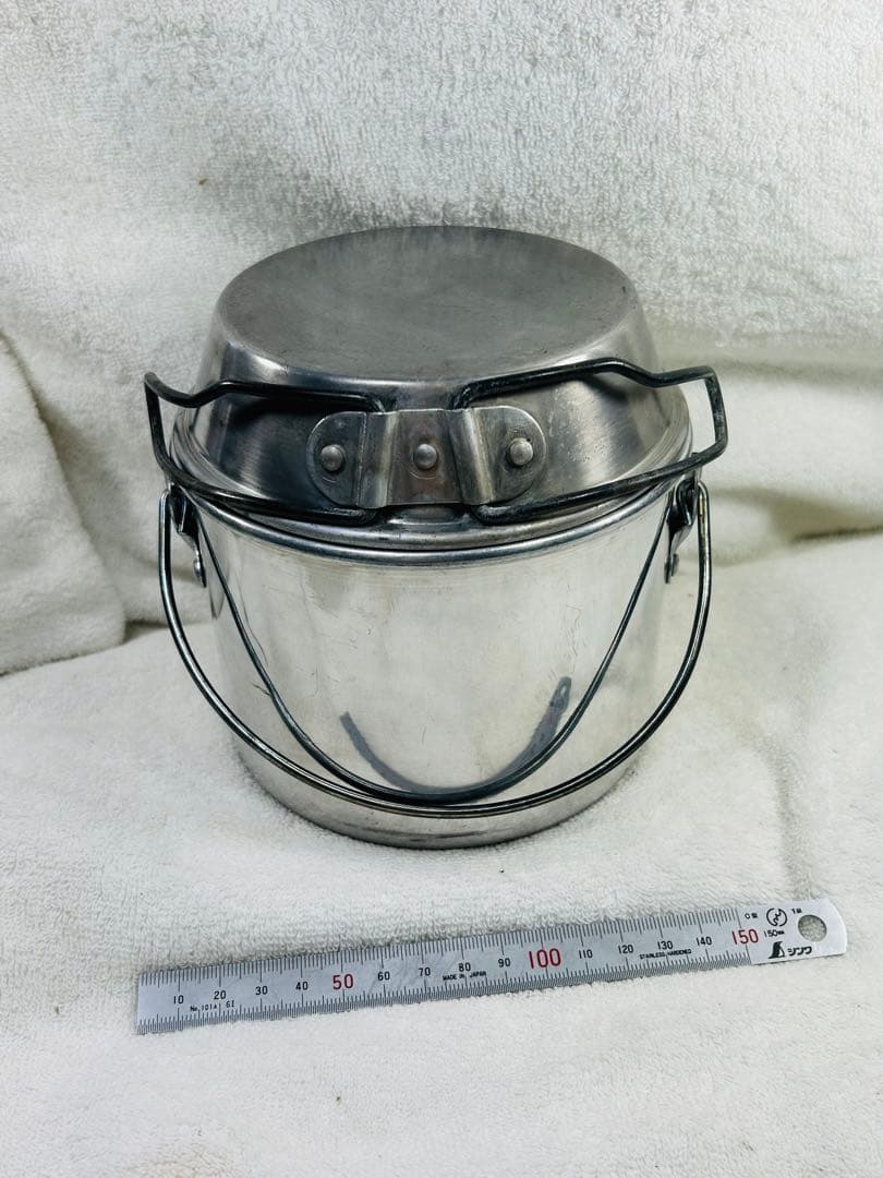 中古品　イギリスのメーカーHottonホットン社ブルドッグ　ビリー缶小型アルミ製
