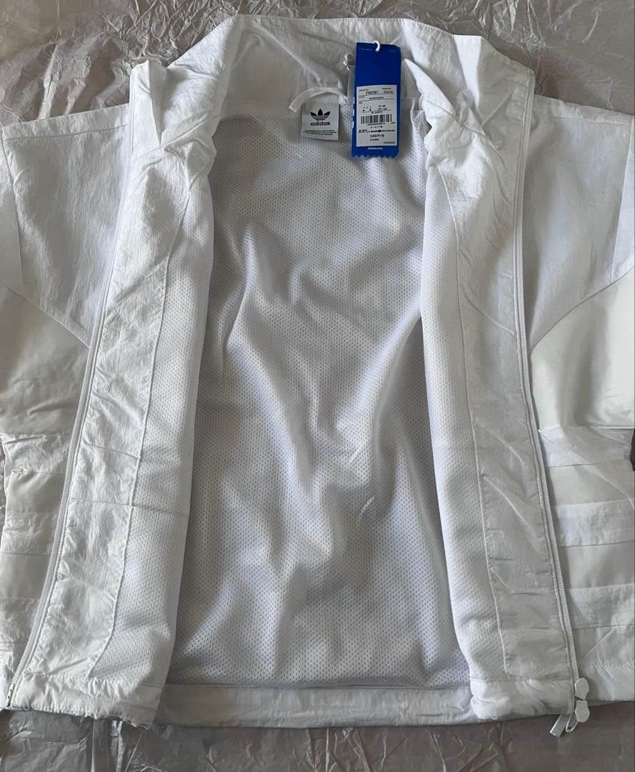 【新品・タグ付き】adidas【アディダス】ラージロゴトラックジャケット　M