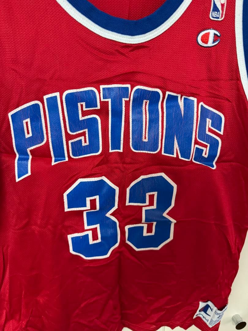 NBA ピストンズ　ユニフォーム