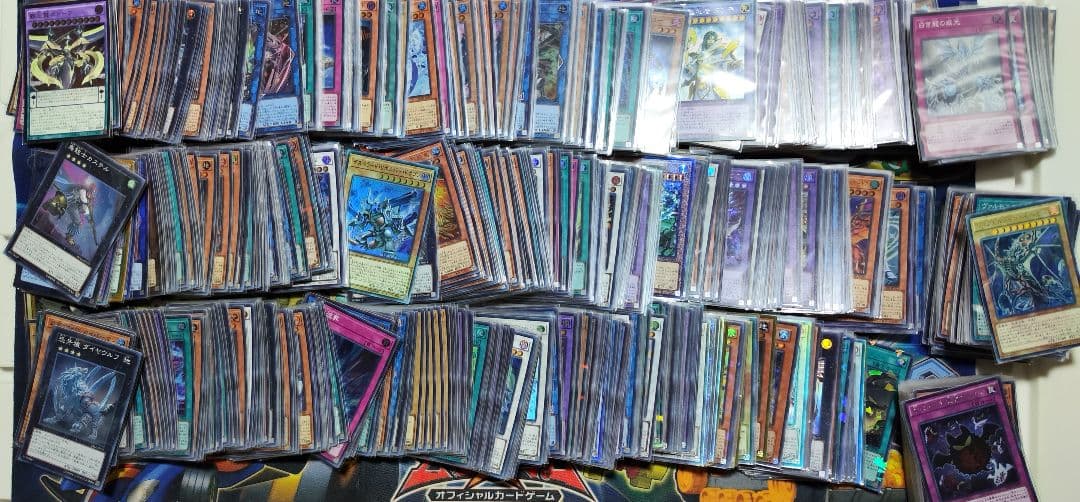 遊戯王 大量 光り物 約600枚 まとめ売り