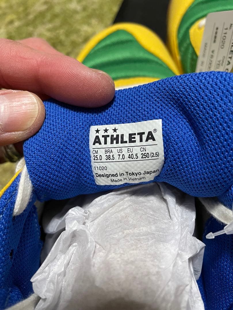 ATHLETA フットサルシューズ☆25㎝☆