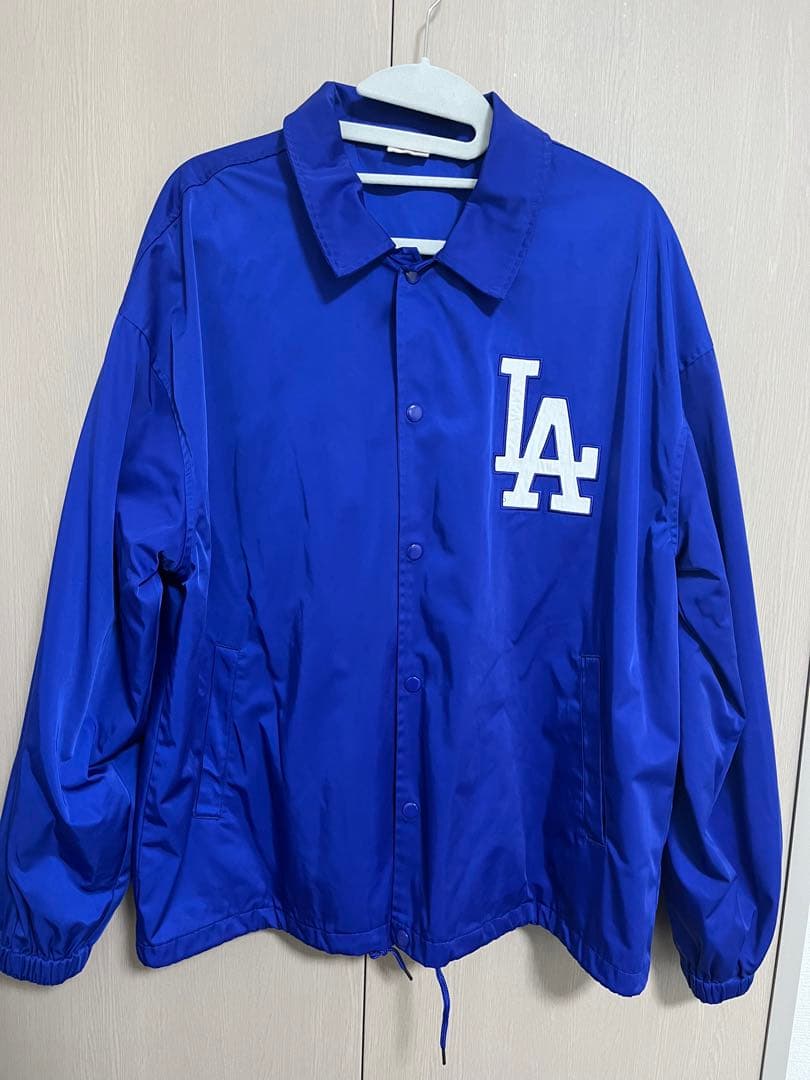 LA Dodgers ナイロンジャケット Lサイズ