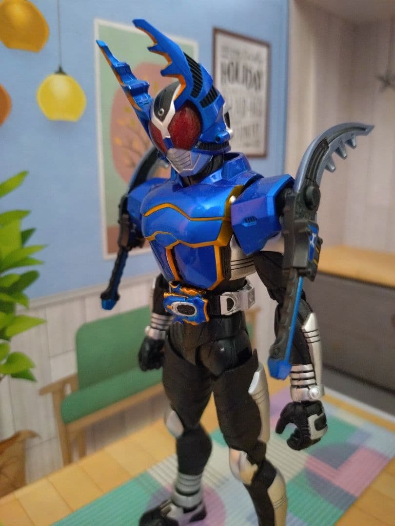 真骨頂フィギュアーツ　仮面ライダーガタック