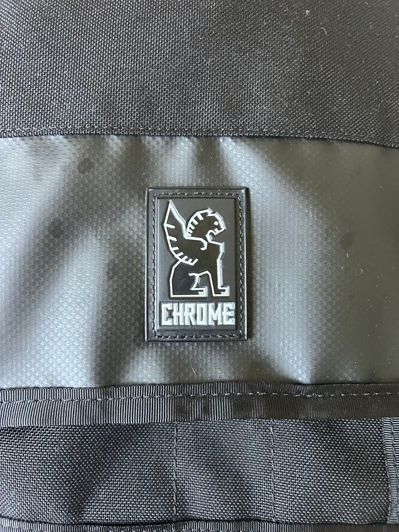 CHROME ブラック メッセンジャーバッグ